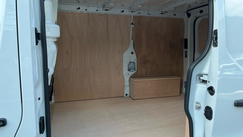 Renault Trafic Swb Diesel SL30 Blue dCi 150 Extra [Safety] Van